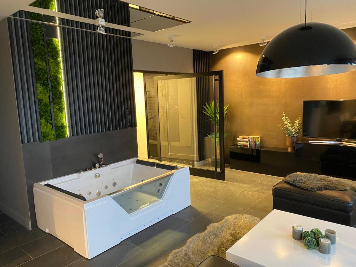 Magspace River View Jacuzzi Apartment Gdansk Exterior foto