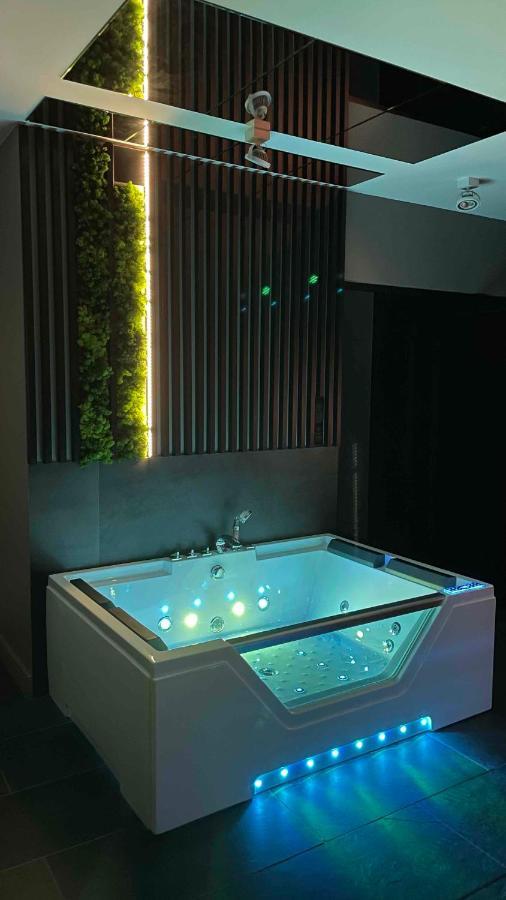Magspace River View Jacuzzi Apartment Gdansk Exterior foto