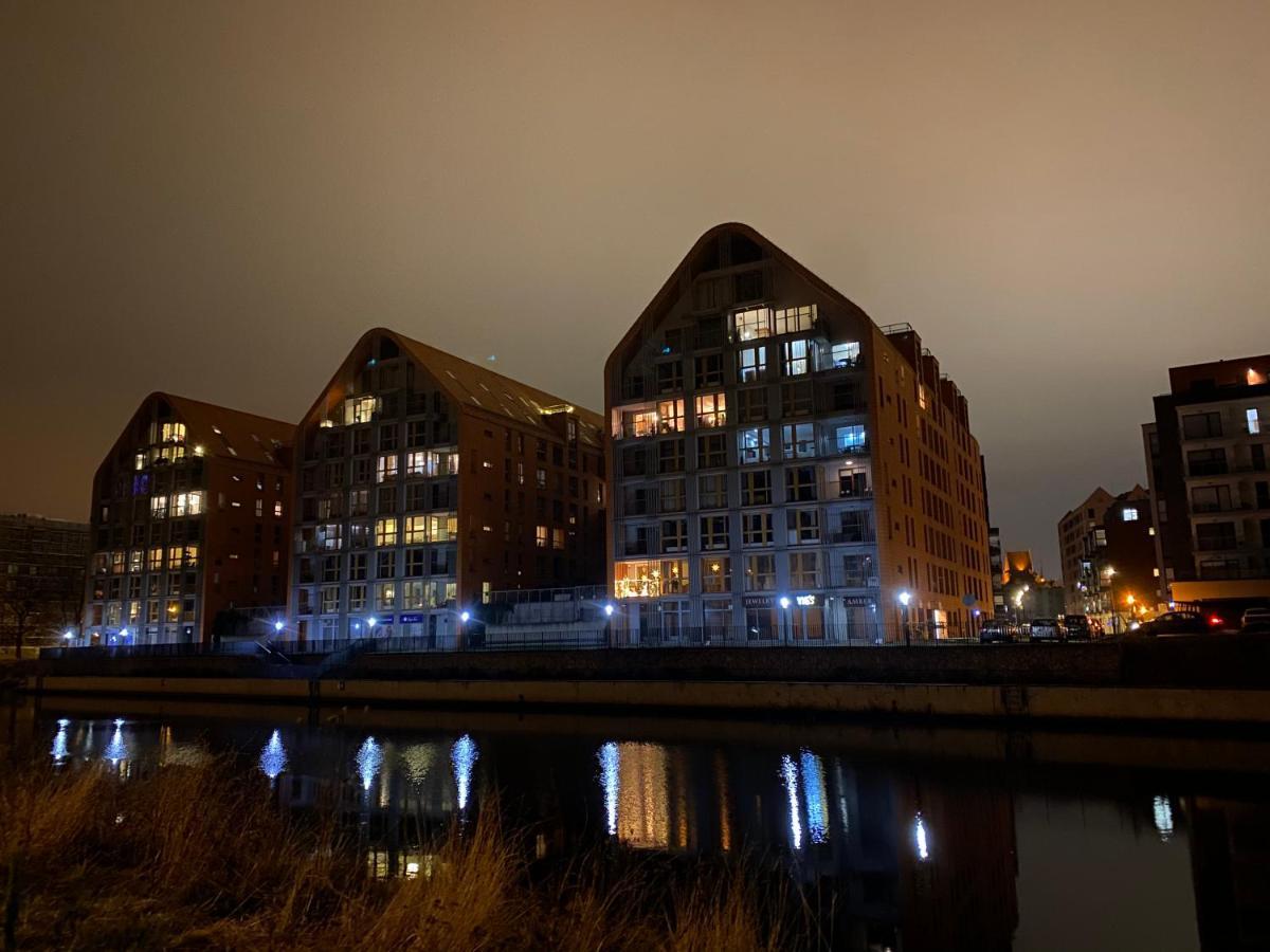 Magspace River View Jacuzzi Apartment Gdansk Exterior foto